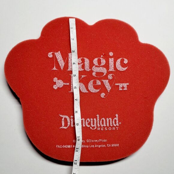Lot Of 3 Disneyland Pixar Fest Mei Red Panda 12in. Foam Paws Magic Key Exclusive - Picture 4 of 8